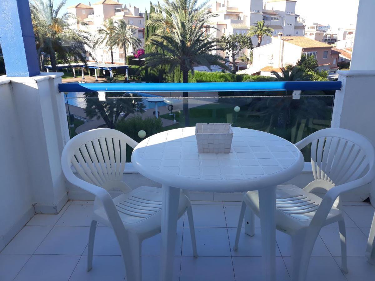 Parejas, Ninos Pequenos 4pax Dénia